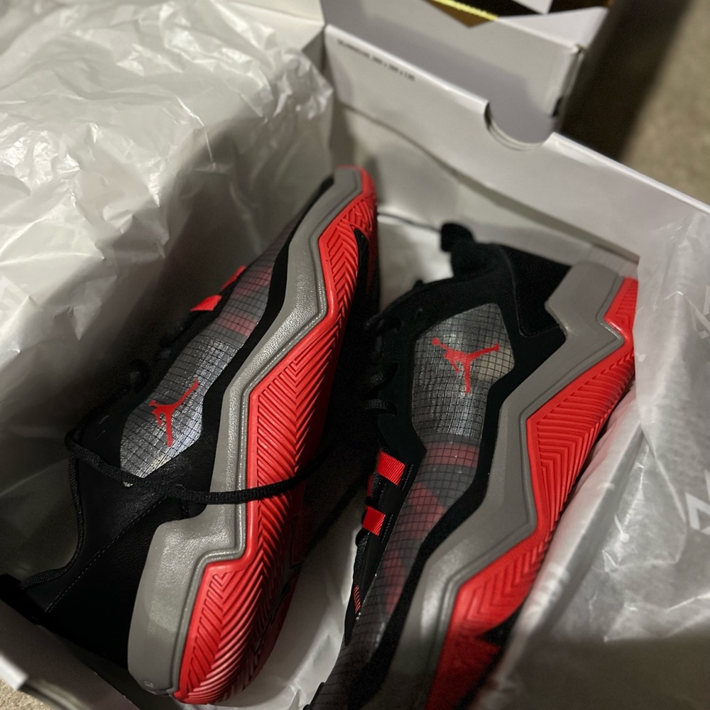 Sz 13 Jordan one take 4 black and red